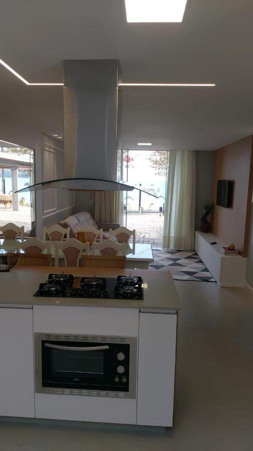 Apartamento Frente Mar Na Baia De Porto Belo Exterior photo